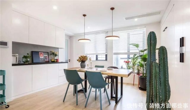 北欧|87平北欧混日式风将客厅打造舒适的家庭影院，阳台设计成品茶区