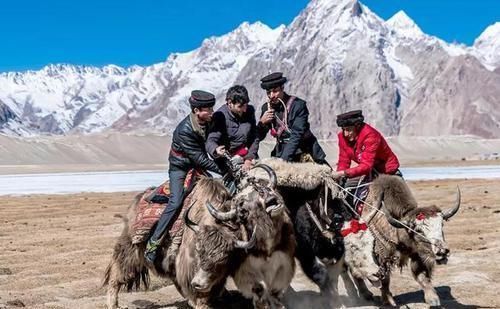 我国一县位于四国交界，是中国唯一的白人民族，美女如云风景如画