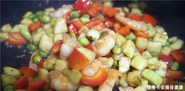 豆制品|补钙别吃豆制品了,它才是“植物钙库”,菜市场常见,早吃身体棒