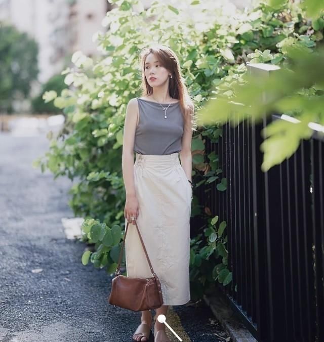 搭配|谁说小个子不能穿长裙？只要掌握这4个搭配技巧，显高又时髦