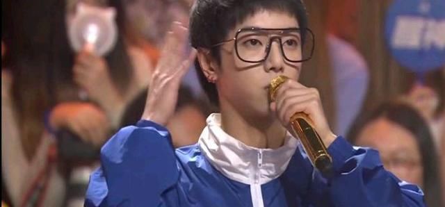 华晨宇说毛不易的曲子不过关？但我却不知道华晨宇有什么代表作？