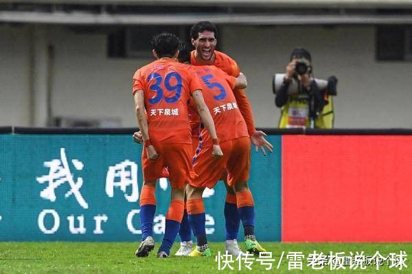 足協(xié)杯|山東泰山還剩三場(chǎng)關(guān)鍵戰(zhàn)！沖擊雙冠王，聯(lián)賽、足協(xié)杯全都要