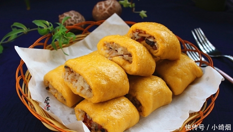 面食|不会捏包子可以试试此款面食,馅料丰富很营养,越嚼越香吃不腻