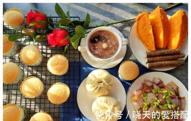 蛋白霜|一家4口人的早餐，用心搭配，在家吃省钱又舒心