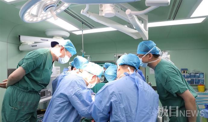 吴女士|五旬女子长期腹胀腹痛,以为是肠胃炎检查才知患上罕见肿瘤