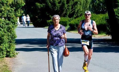 脑梗|为何“脑梗”越来越多？提醒：4类食物最好忌口，忍住不吃就是赢