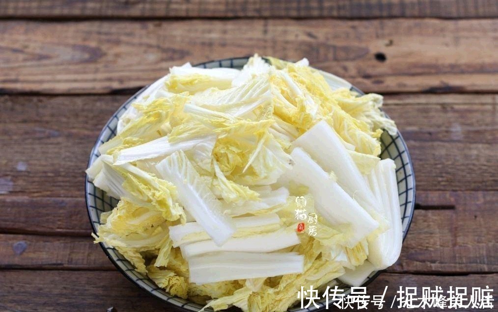 牛肉|入秋后，鸡肉牛肉都要靠边站，这肉最受欢迎，焖上一锅家人特喜欢