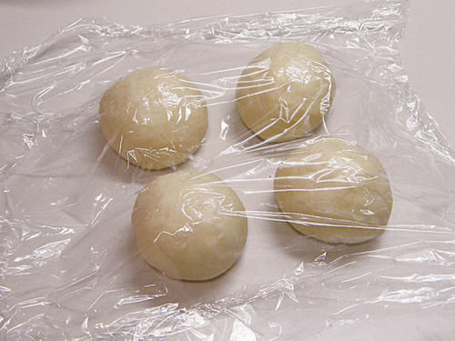 培根面包，跟我这样做，烘烤的培根不回缩，松松软软真好吃