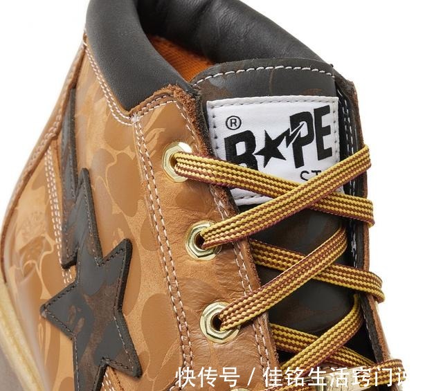 nike Sacai、BAPE 等5 款2021「最强联名球鞋」推荐!