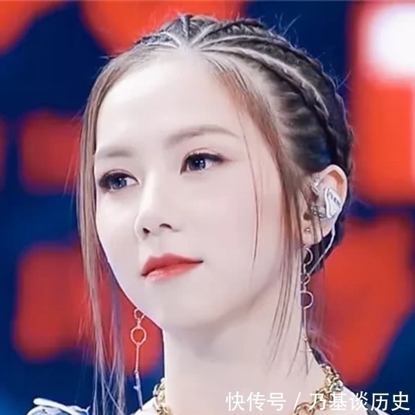 邓紫棋 女歌手影响力评估:张韶涵很靠后,榜首上的她不能服众!