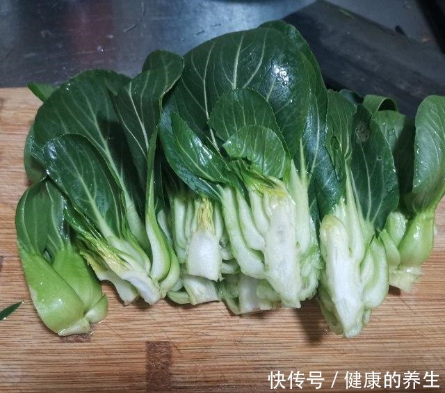 红烧狮子头，肉香四溢，美味下饭！