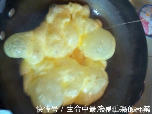 做西红柿炒蛋，有人先炒西红柿，有人先炒蛋，都错了！大厨教你做