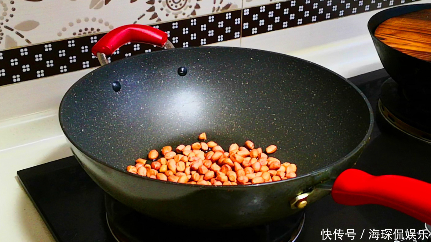 花生米炒|天热最馋此道菜,鲜香又下饭,简单又营养,多吃还不长胖,太香了