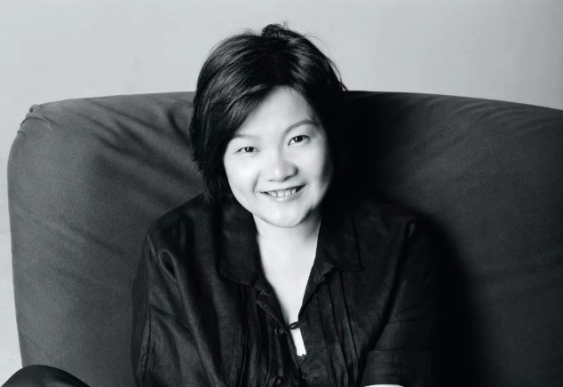 “名門痞女”洪晃一輩子不嫁都沒(méi)事,只要不耽誤生活