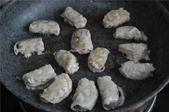 过年包饺子,我从不用面粉,用它做皮,清爽多汁,儿子最爱吃!