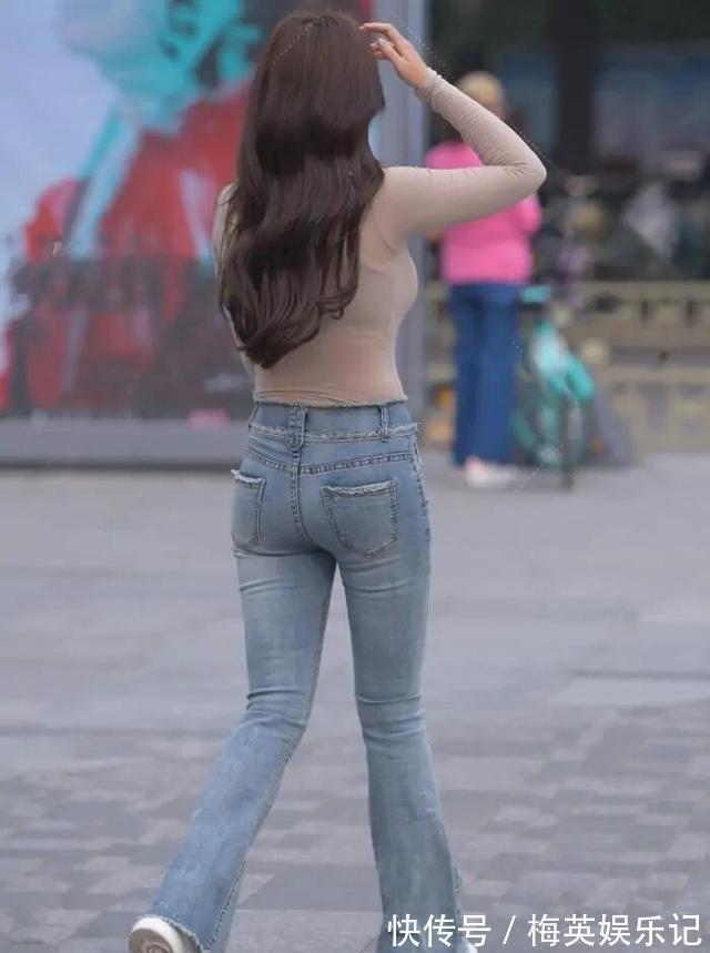 短裤 精致穿搭的打底裤充满奢华复古气息,显得身材修长迷人,清新舒适