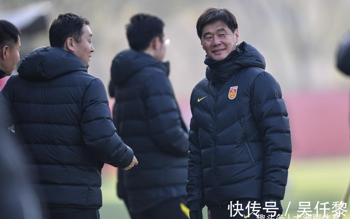 中国|来了，越南足协开始“整活”！国足李霄鹏教练、中国足协压力大了