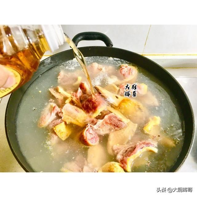  冬季里，这两种食材不要错过，东北人都爱吃，筋道弹牙还营养