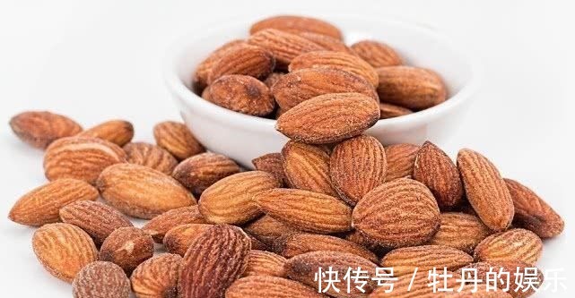 泥鳅|男人过了45岁,5种食物要舍得吃,补充雄激素,让你越活越年轻