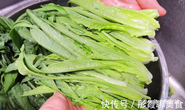 消暑|夏天热，遇到此菜别手软，我家三天两头吃一次，清肠刮油消暑气