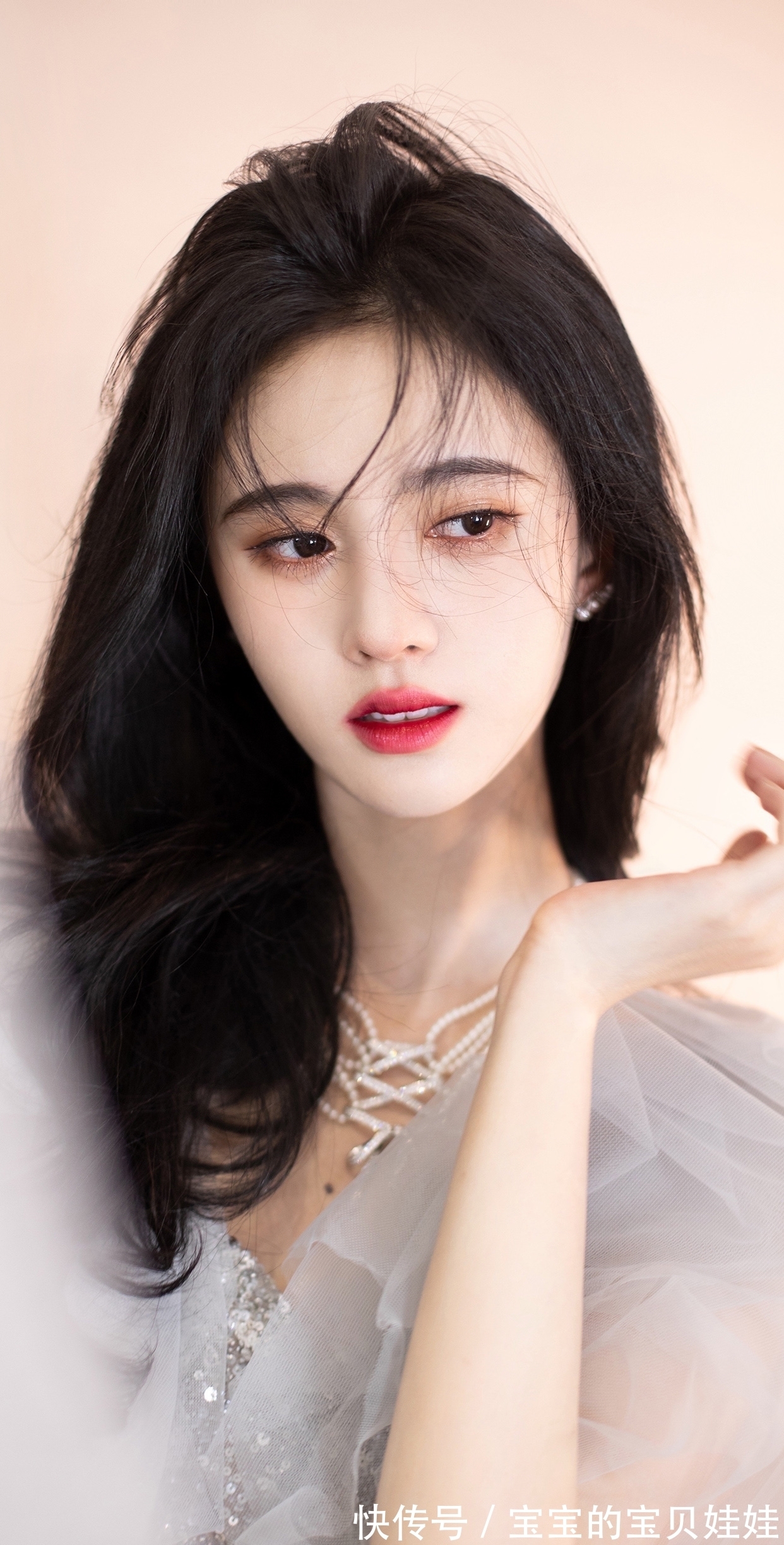 手机壁纸分享——明星美女系列:新年换个新壁纸吧