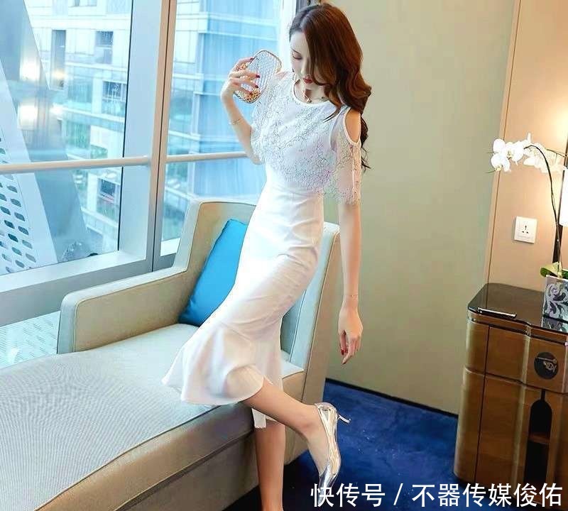 鱼尾|小姐姐爱穿包臀鱼尾裙,勾勒曼妙身形,散发都市女神魅力