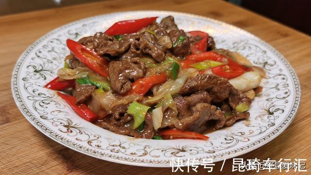 人人|一块牛肉,两根大葱,做人人爱吃的“葱爆牛肉”,牛肉嫩,葱也香