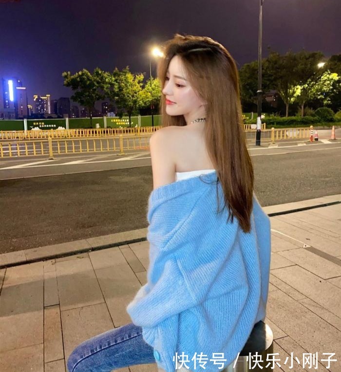 优雅|浅蓝款式显清纯可爱,好贵优雅的钻石项链,提升优雅的气息