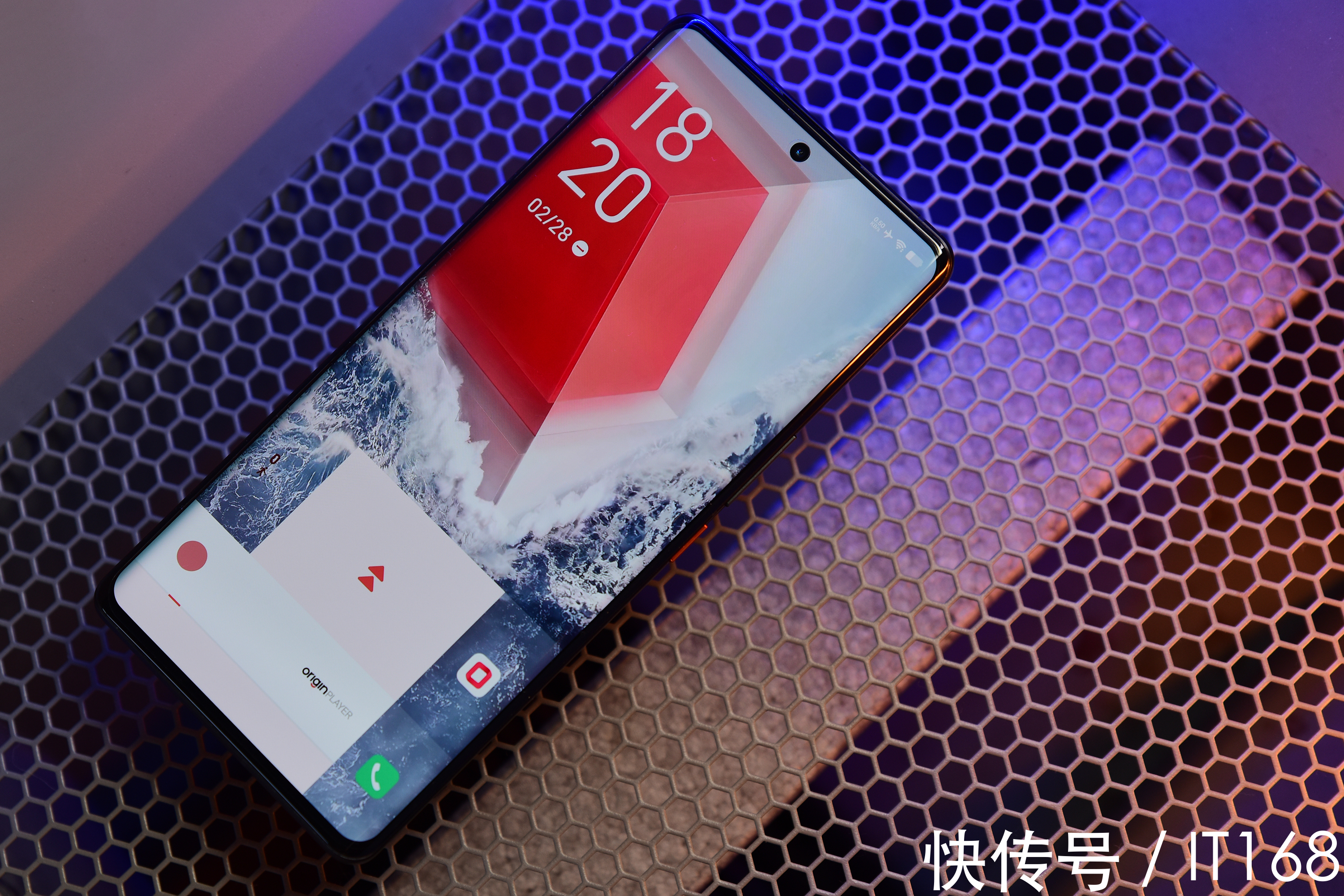 材质|iQOO 9 Pro赛道版开箱上手体验!