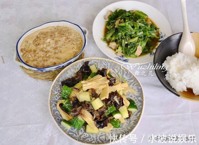 晒晒高考生的午餐，在朋友圈火了，每天不重样，纷纷都点赞