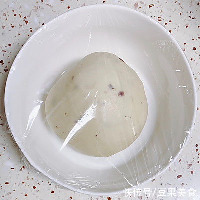 升级版奶香吐司这样做，隔壁小孩都馋哭了