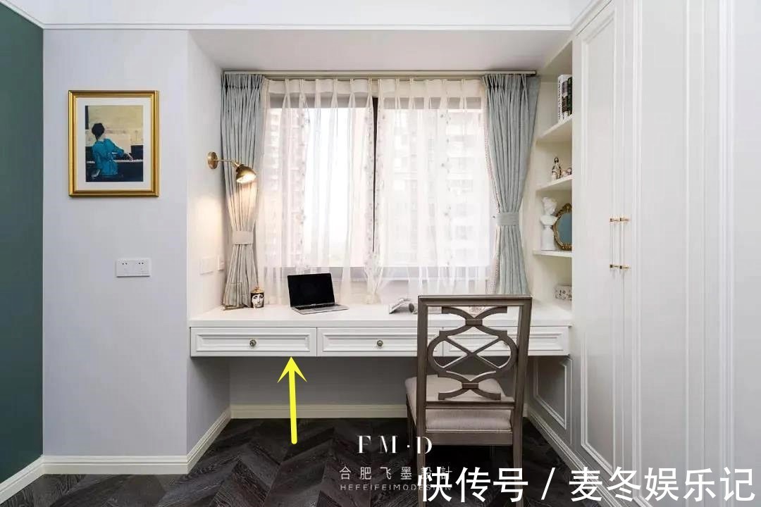 衣帽|卧室装2面衣柜打造3㎡大衣帽间，预留80公分隔出梳妆区，太巧妙了