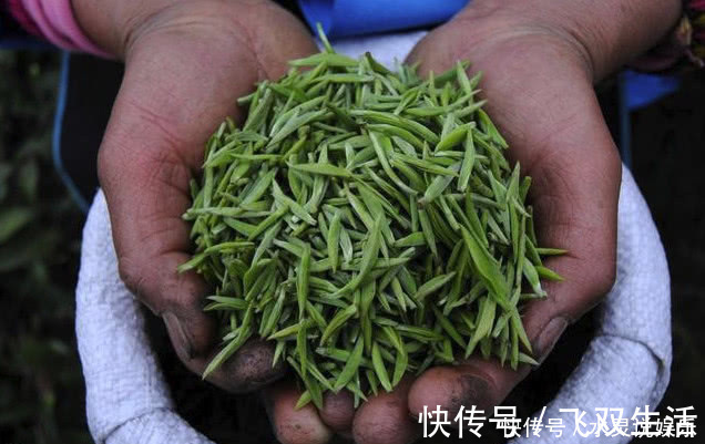 肝毒|脸上有3个信号，说明肝毒太多，4个简单方法可养好肝脏