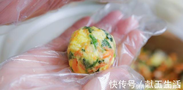 减肥|玉米面菜团子,不和面,不揉面,滚一滚就下锅,减肥也能管饱吃