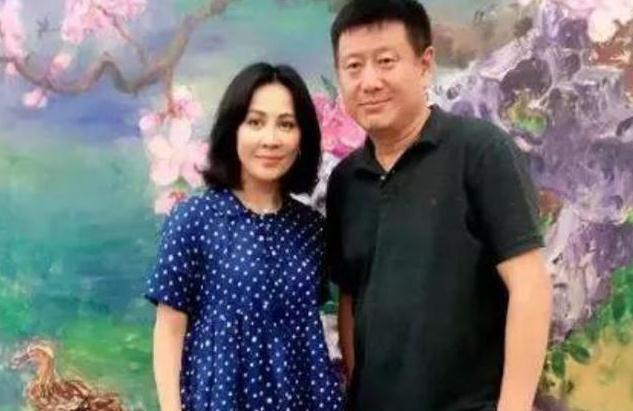 艺术家#“最贵在世艺术家”一生4段婚姻，58岁老来得子，一幅画卖4370万