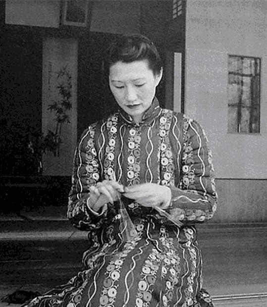 小姐|迷倒少帅张学良的“赵四小姐”到底有多美