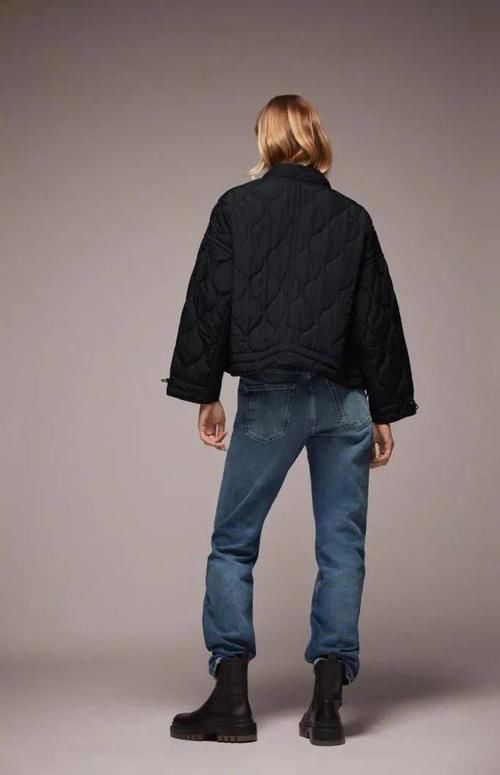 做一个穿羽绒服好看的人