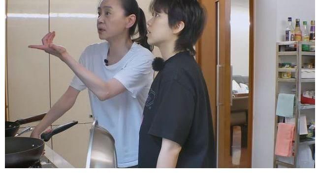 中国老龄协会|刘雪华的独居生活:24小时开着电视,为方便,请了保姆和司机