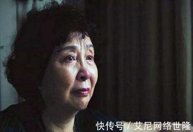 危险|10年前,60岁老人不顾危险坚持生下双胞胎,现在过得怎样?