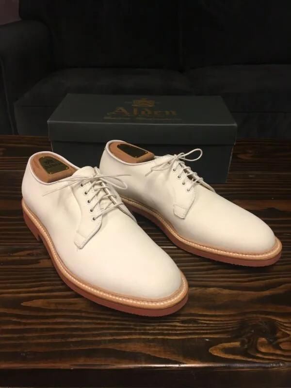 到底是什么人，敢穿白皮鞋？