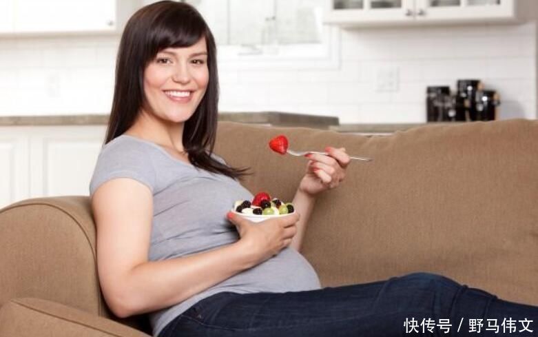 孕妈|孕期在孕妈肚子里的胎儿,排出的便便去哪了孕妈听了别“恶心”