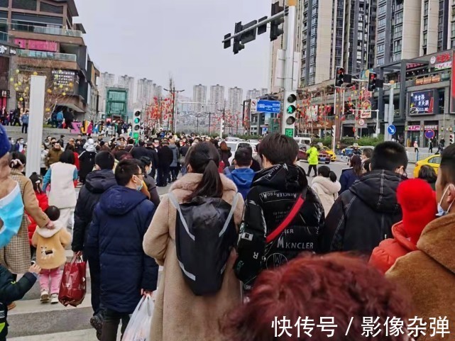 传统节日|现在流行“旅游过年”?重庆磁器口被游客“挤爆”,火爆不输国庆