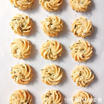 这道香葱曲奇简单成这样,再不做我真的哭给你看