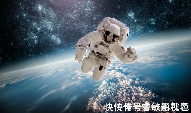 |沙雕青年的搞笑视频集锦,国外足球场上那些让你笑掉大牙的瞬间