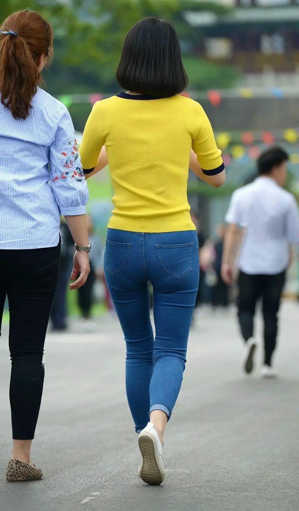 舒适|“失宠”已久的牛仔裤,舒适还修身,小个女生的福音