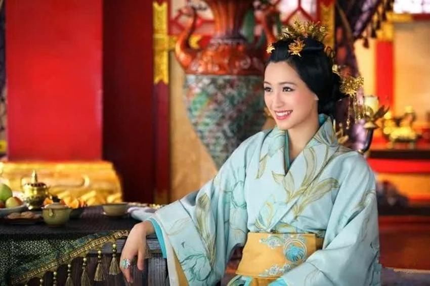 霍家|霍成君毒杀皇后许平君，汉宣帝掌权后复仇，将霍家满门抄斩