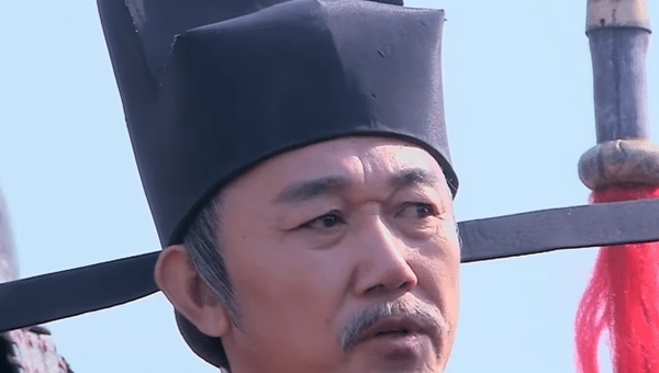 此人在梁山排名第七,武艺高强战功卓著,却是薄情寡义之徒