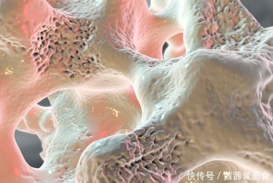 不良习惯|女人过了52岁,2物要舍得吃,养骨护关节,人也会显得更年轻