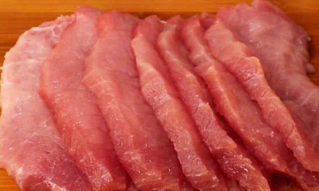 自制风干肉,做法简单,口感筋道无腥味还不柴,比风干牛肉好吃