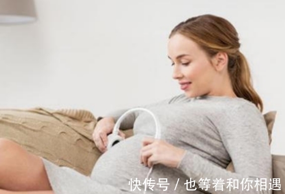 女子|40多岁女子肚子胀气去检查,医生:你怀孕了,孩子脚都出来了